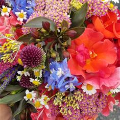vibrant mix bouquet