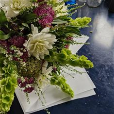 cream mix bouquet